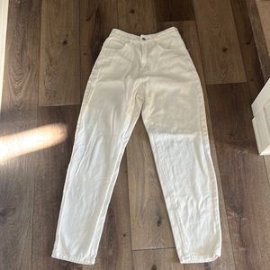 white shein mom jeans